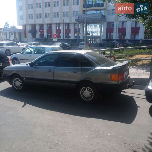 Седан Audi 80 1987 в Полтаве