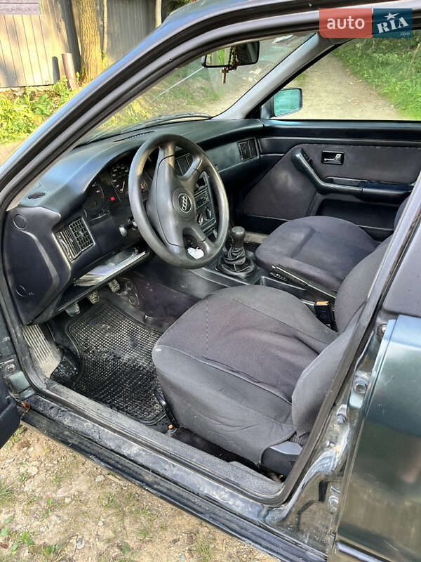 Седан Audi 80 1994 в Ивано-Франковске