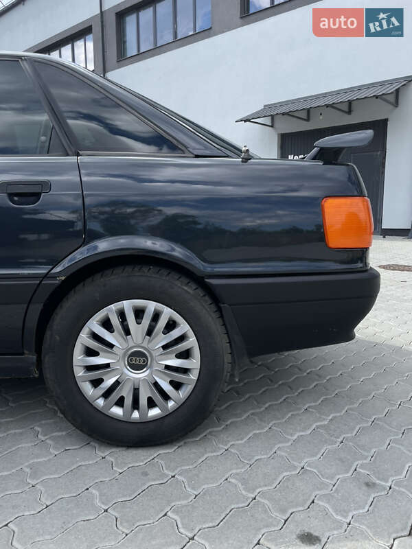 Седан Audi 80 1989 в Бориславі