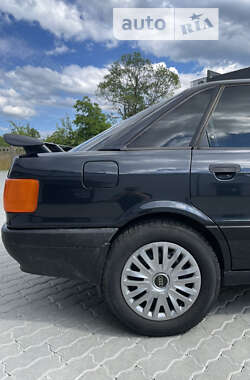 Седан Audi 80 1989 в Бориславі