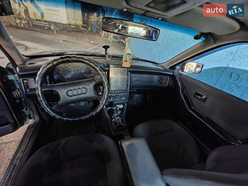 Седан Audi 80 1992 в Киеве