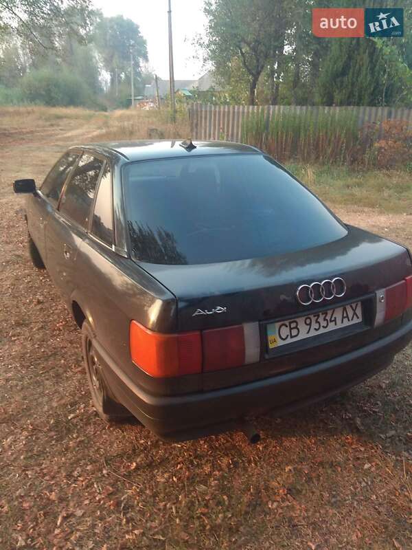 Седан Audi 80 1991 в Семеновке