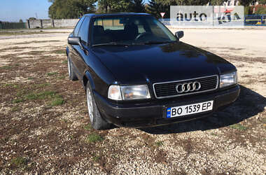 Седан Audi 80 1994 в Скалаті