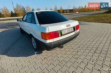 Седан Audi 80 1989 в Ужгороде