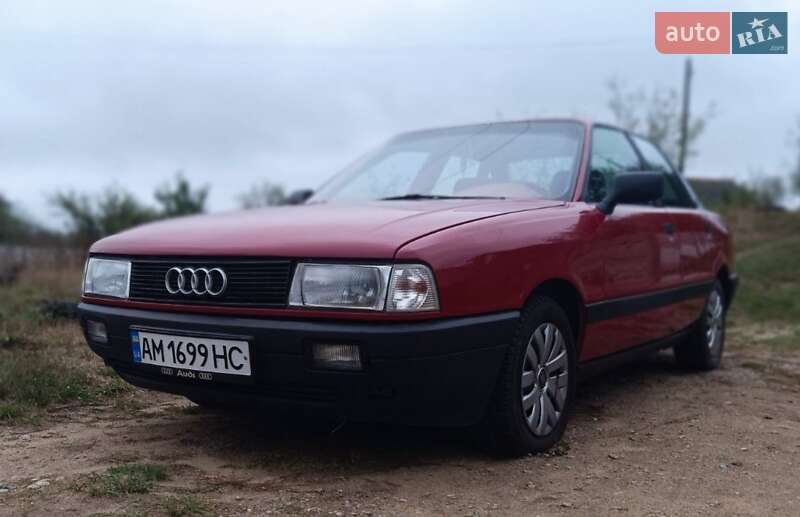 Седан Audi 80 1987 в Житомире