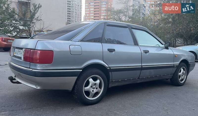 Седан Audi 80 1988 в Киеве