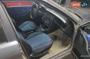 Седан Audi 80 1988 в 