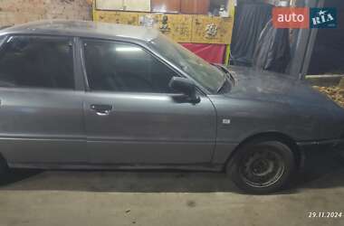 Седан Audi 80 1988 в 