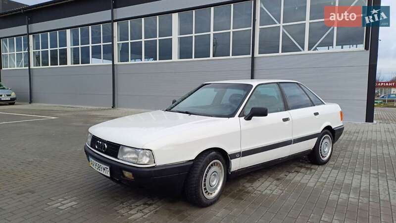 Седан Audi 80 1989 в Бершаді