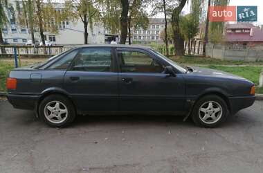 Седан Audi 80 1989 в Калуші