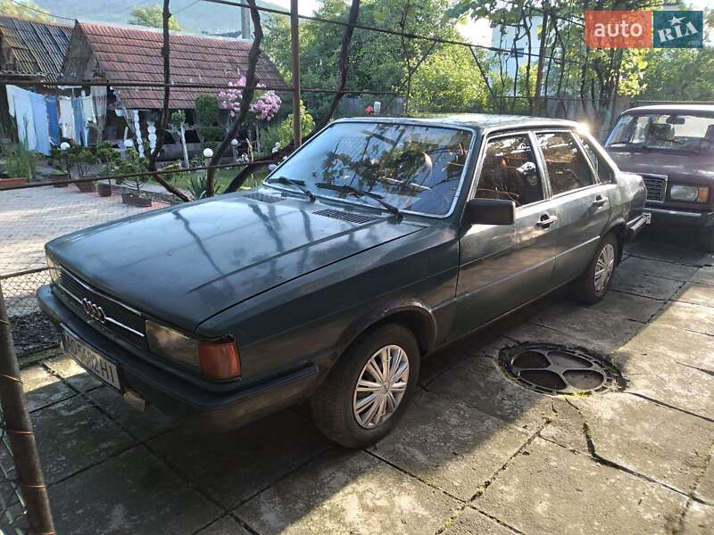 Седан Audi 80 1979 в Сваляві