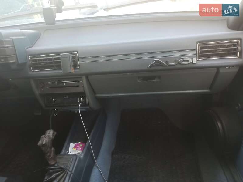 Седан Audi 80 1979 в Никополе