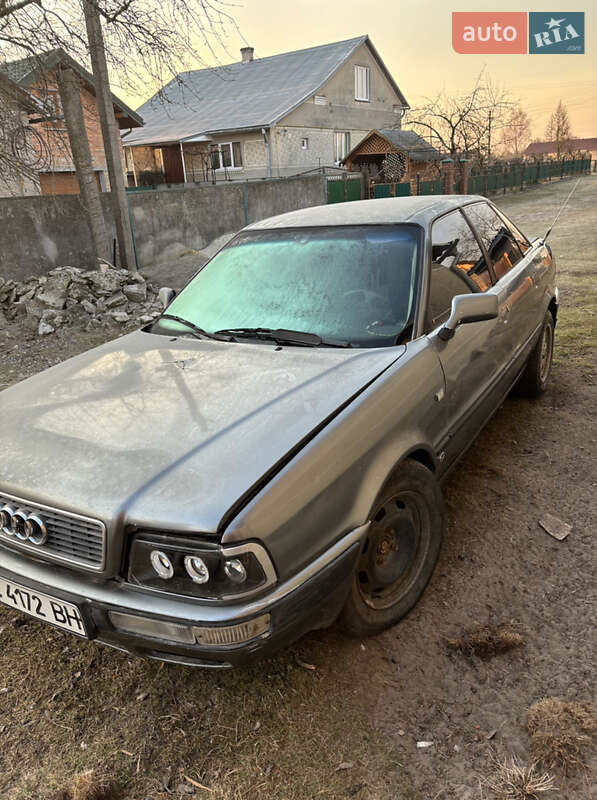 Седан Audi 80 1992 в Буську