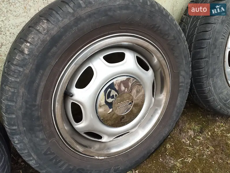 Седан Audi 80 1982 в 