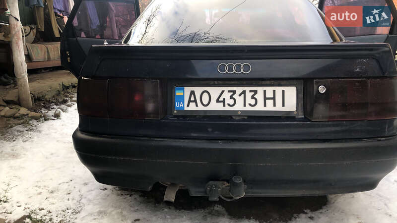 Седан Audi 80 1989 в Турьих Реметах