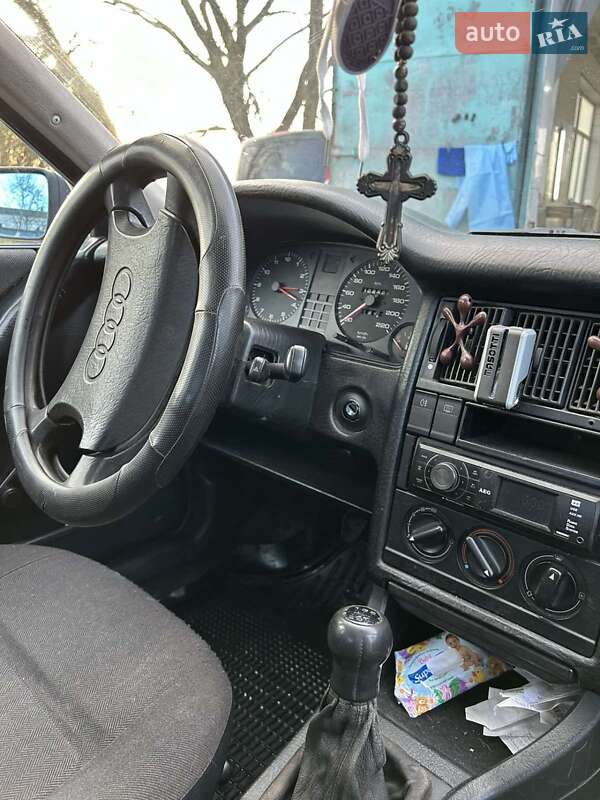 Седан Audi 80 1989 в Чернигове