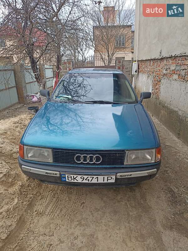 Седан Audi 80 1987 в Ровно