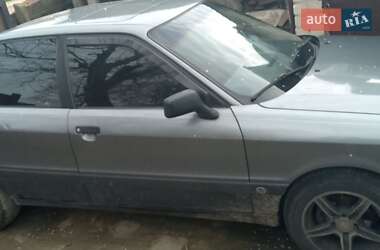 Седан Audi 80 1990 в 