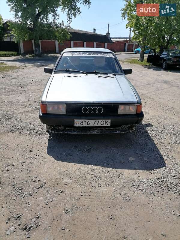 Седан Audi 80 1984 в 