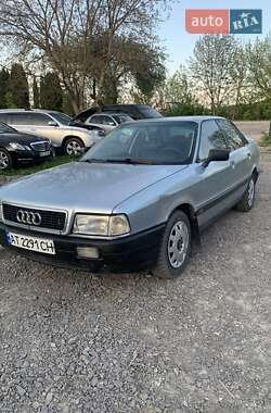 Седан Audi 80 1989 в Кременці