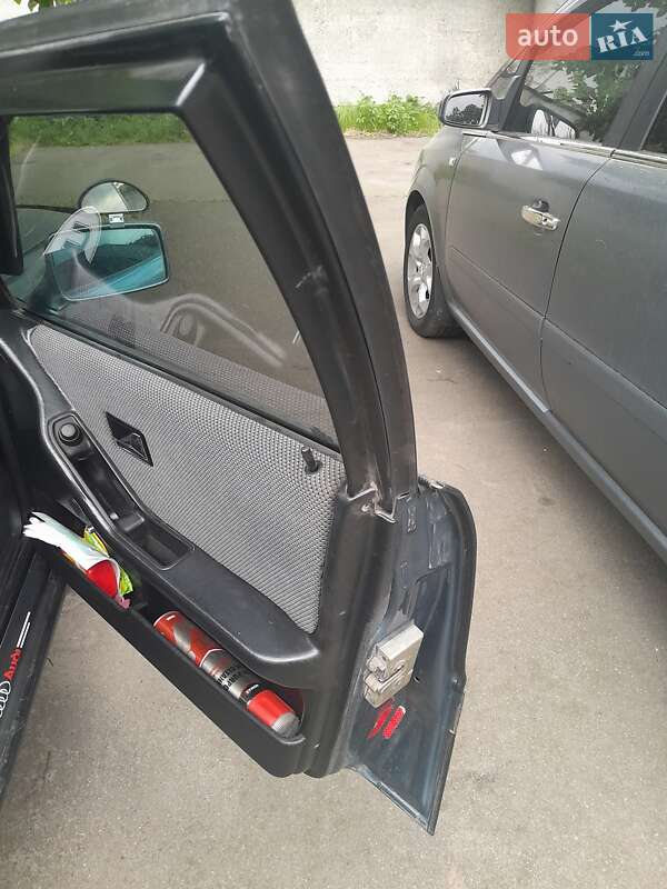 Седан Audi 80 1990 в Барановке