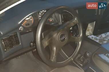 Седан Audi 80 1993 в 