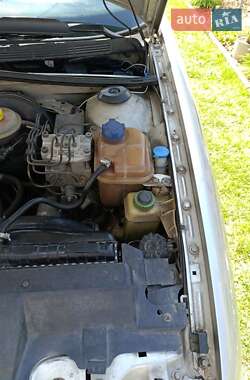 Седан Audi 80 1993 в 