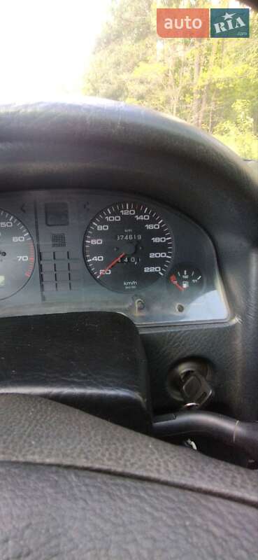 Седан Audi 80 1988 в Полонном