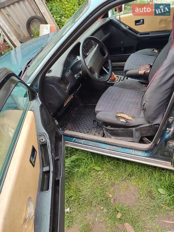 Седан Audi 80 1989 в Миронівці