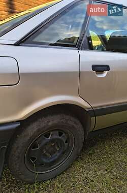 Седан Audi 80 1987 в 
