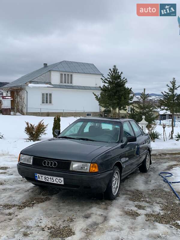 Седан Audi 80 1988 в Косові