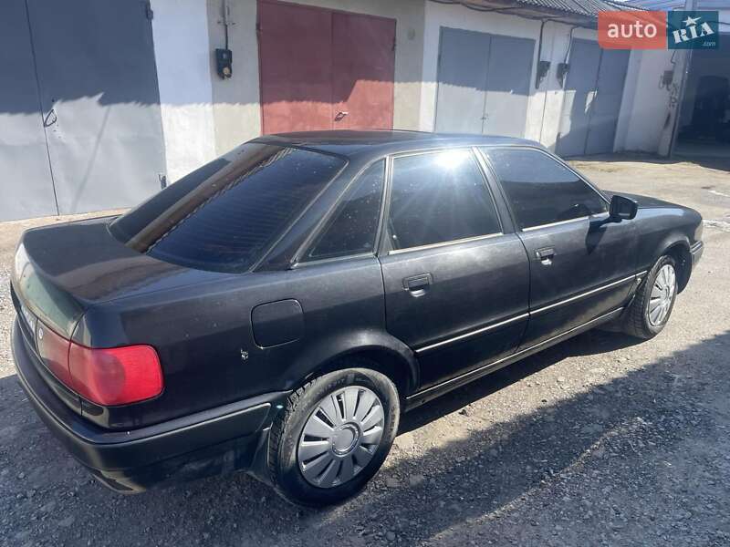 Седан Audi 80 1992 в Звягелі