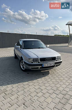 Седан Audi 80 1992 в 