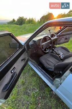 Седан Audi 80 1986 в 
