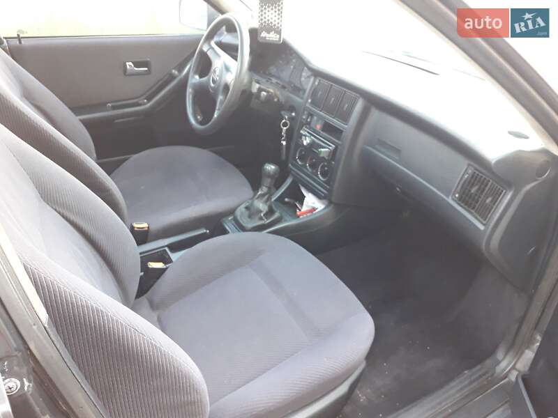 Універсал Audi 80 1993 в Косові