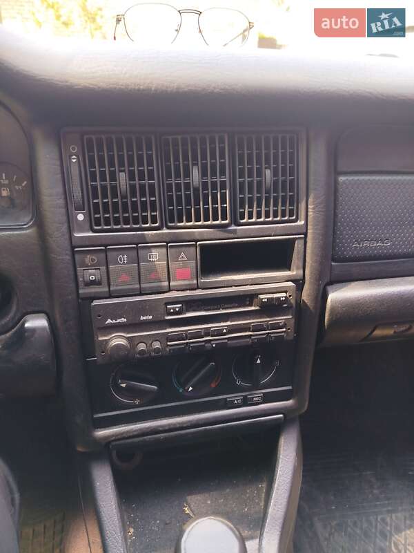 Седан Audi 80 1994 в Львові фото 12 Седан Audi 80 1994 в Львові