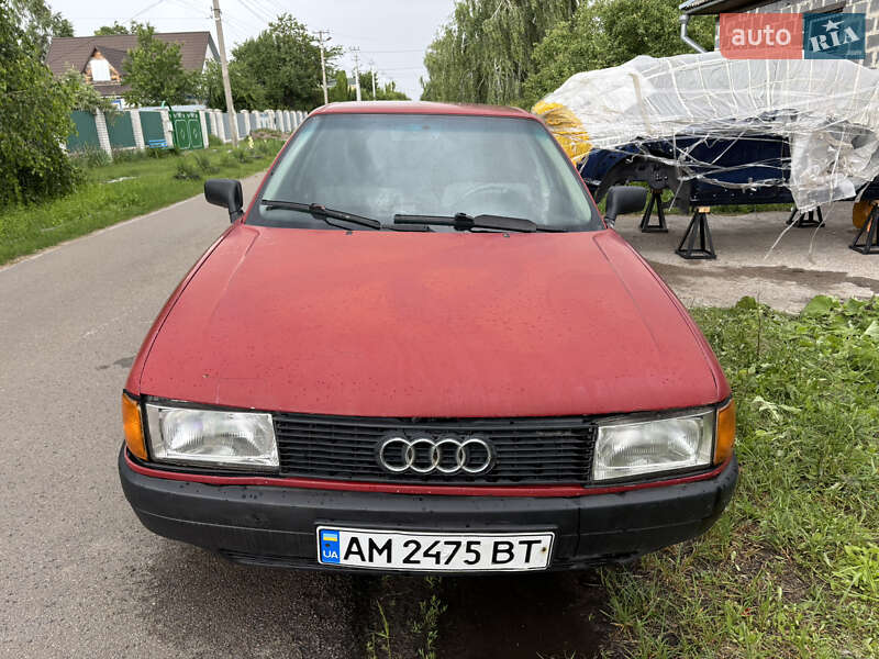 Седан Audi 80 1987 в Макарові