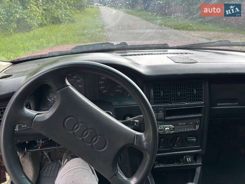 Седан Audi 80 1987 в Макарові