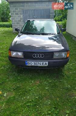 Седан Audi 80 1987 в Кременце