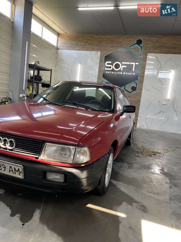 Седан Audi 80 1987 в Львові