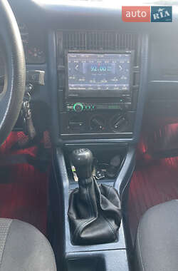 Седан Audi 80 1987 в 