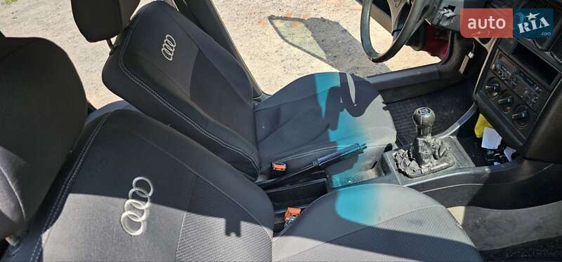 Седан Audi 80 1988 в Виннице