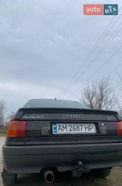 Седан Audi 80 1989 в Романове