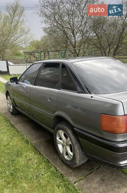 Седан Audi 80 1987 в 