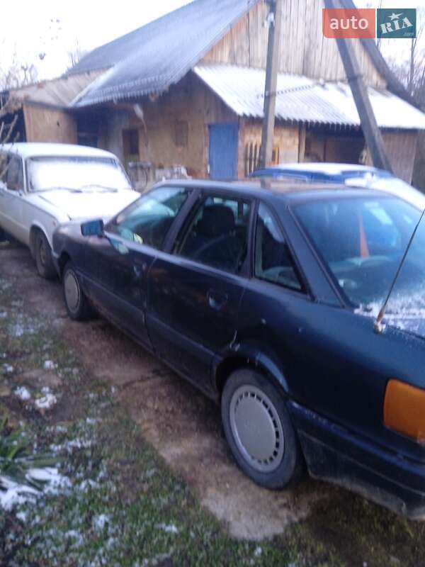 Седан Audi 80 1987 в Долине