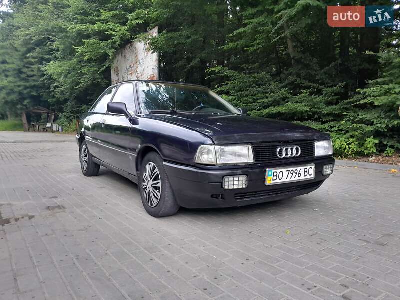 Седан Audi 80 1987 в 