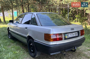 Седан Audi 80 1989 в Новояворовске