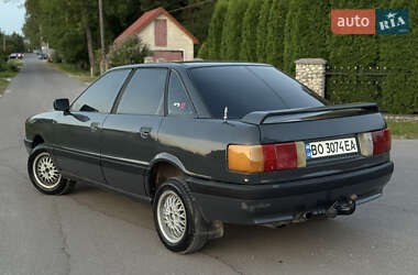 Седан Audi 80 1987 в 