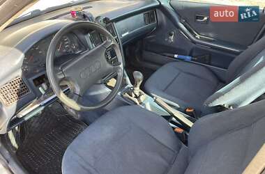 Седан Audi 80 1990 в  фото 5 Седан Audi 80 1990 в