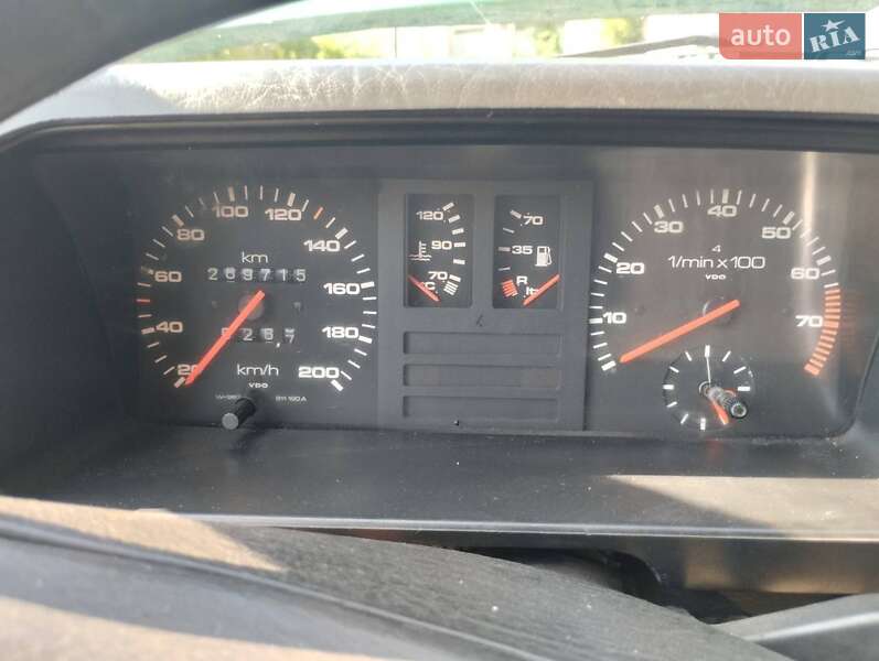 Седан Audi 80 1978 в Городку